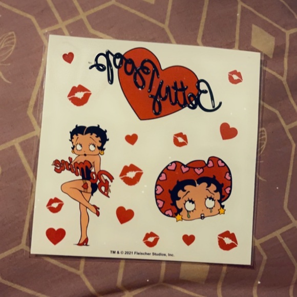 PINK BUTTERFLY DK NOTEBOOK & HEART OF BETTY TEMPORARY TATTOO PACK BUNDLE - Picture 3 of 3